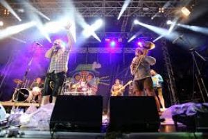 Das Bergfestival mit tollen Rockgruppen in Saalbach mit der Jugendpension Müllauerhof